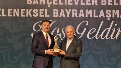 Bahçelievler'de tarihi bayramlaşma töreni