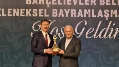 Bahçelievler'de tarihi bayramlaşma töreni