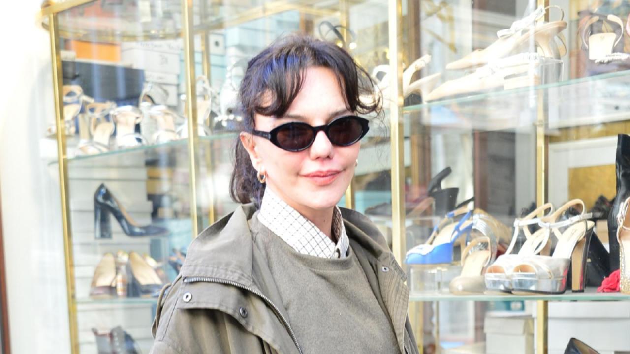 Hande Ataizi: Kadın oyuncular kendine bakmıyor