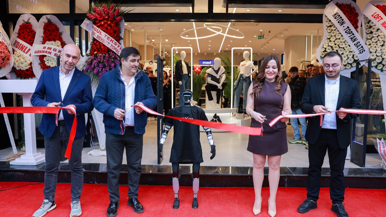İzmit’te 5 Katlı Yeni Koza mağazası bugün hizmete açıldı