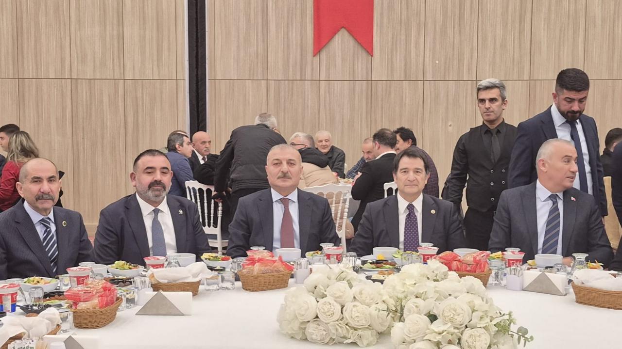 MHP Bahçelievler’de Ülkücüleri İftar Sofrasında Buluşturdu