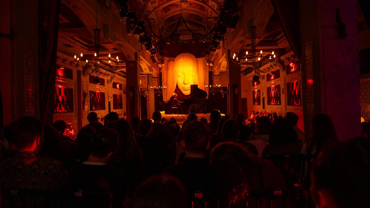 İstanbul’da mum ışığında müzik şöleni