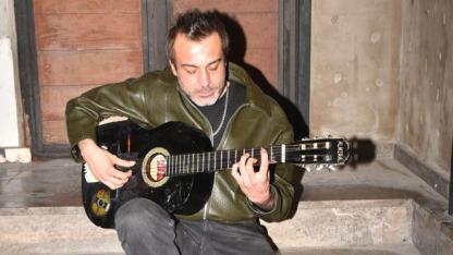 Popstar Rıza Tamer hayatını kaybetti: Ölümü şüpheli