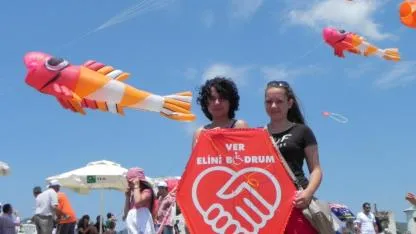 21. Bodrum Uçurtma festivali engelleri gökyüzünde kaldırıyor