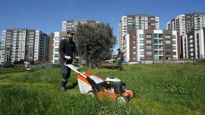 Beylikdüzün’de bahar mesaisi